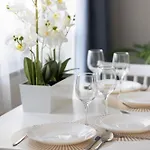 Bright With Air Conditioning Near Ogrod Saski By Renters شقة *