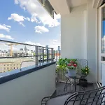 Bright With Air Conditioning Near Ogrod Saski By Renters * وارسو
