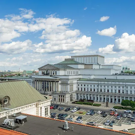 Bright With Air Conditioning Near Ogrod Saski By Renters *