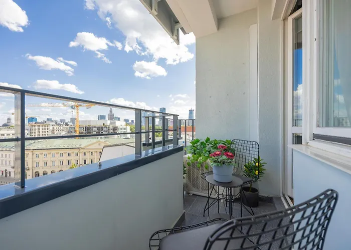 Bright With Air Conditioning Near Ogrod Saski By Renters * Warszawa